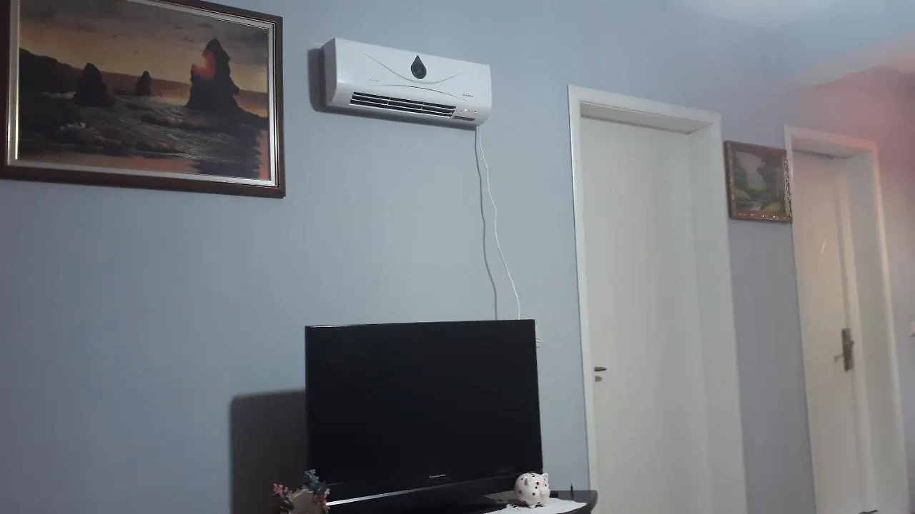 Odise'S Suite Korça Pensionat
