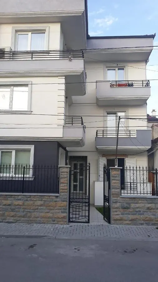 Odise'S Suite Korça 0*,